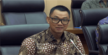 PLN to phase out 2,139 diesel units, shift to renewable power