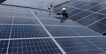 Bukit Asam plans to develop hybrid coal power plant with solar and BESS Integration